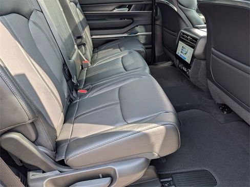 New 2026 Jeep Grand Wagoneer Summit image 31