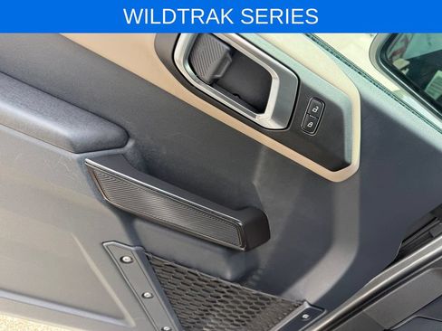 Used 2024 Ford Bronco Wildtrak AWD/4WD image 6