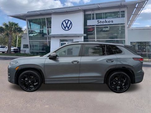 New 2026 Volkswagen Tiguan SE R-Line FWD image 7