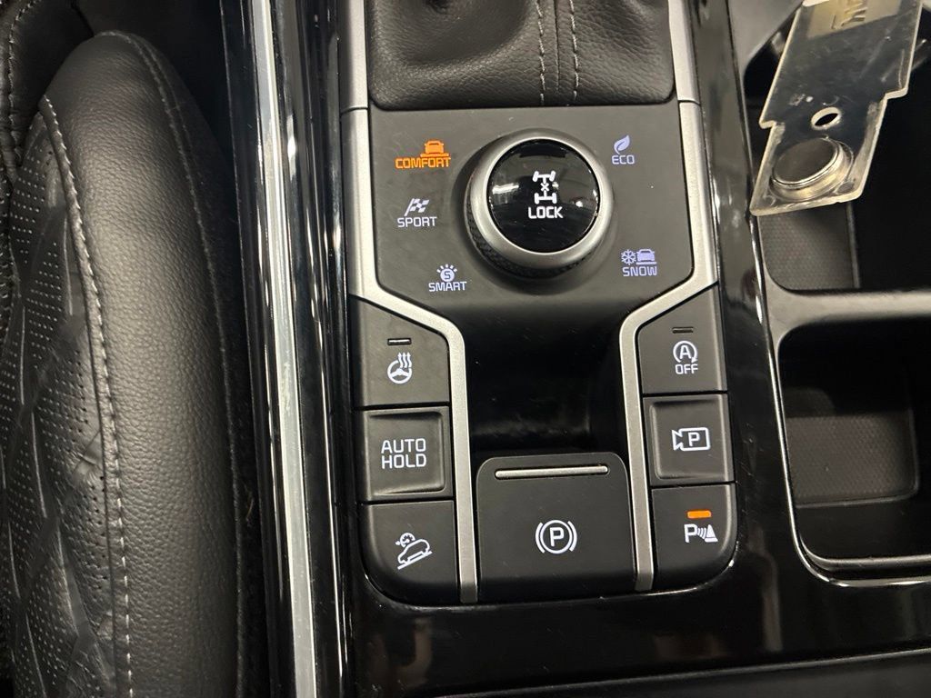 Certified 2023 Kia Sorento SX AWD/4WD image 21