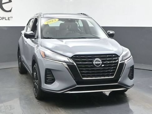 Used 2023 Nissan Kicks SR w/ SR Premium Package FWD image 51