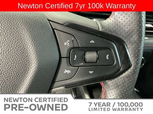 Used 2025 Chevrolet TrailBlazer RS w/ Convenience Package FWD image 36