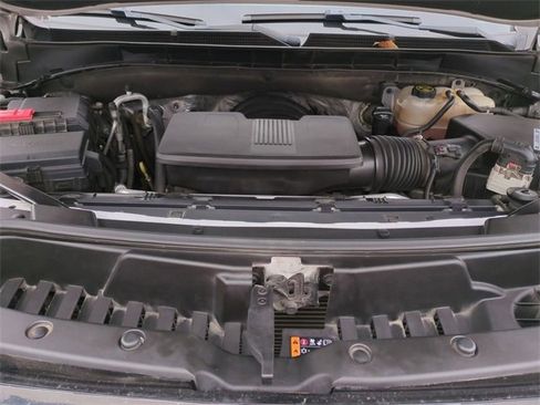 Used 2021 GMC Yukon SLT w/ SLT Premium Package image 30