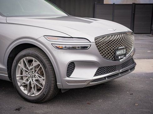 Used 2025 Genesis GV70 2.5T image 4