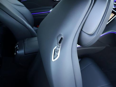 New 2026 Mercedes-Benz CLE 300 4MATIC Cabriolet image 16