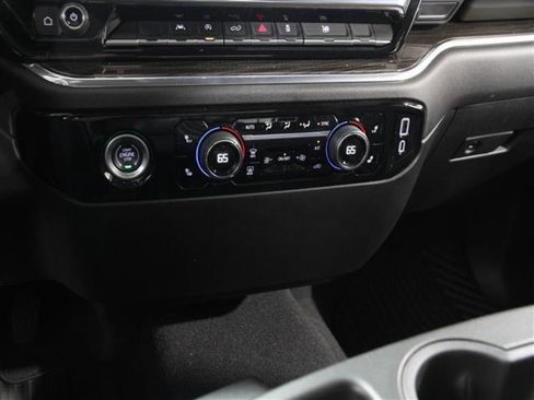 Certified 2024 Chevrolet Silverado 1500 LT AWD/4WD image 15