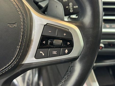 Used 2022 BMW X5 M50i image 33