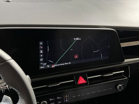 New 2026 Kia Niro EX image 18