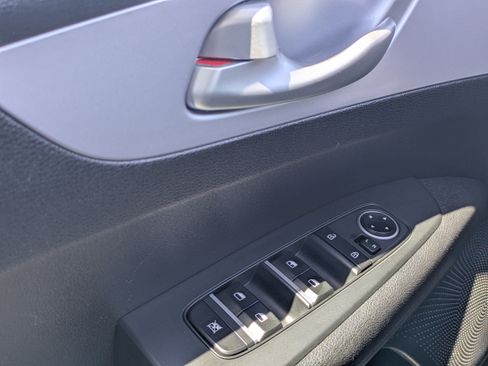 Certified 2024 Kia Forte LXS FWD image 26