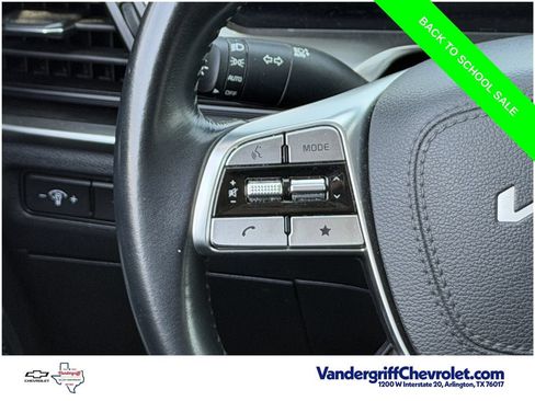 Used 2025 Kia Telluride S FWD image 13