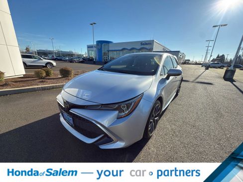 Used 2020 Toyota Corolla XSE image 1