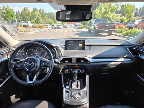 Used 2018 MAZDA CX-9 Touring w/ Touring Premium Package AWD/4WD image 10