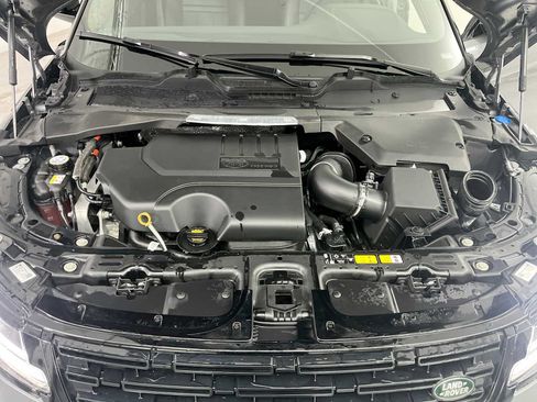 Used 2025 Land Rover Range Rover Evoque Dynamic SE AWD/4WD image 24