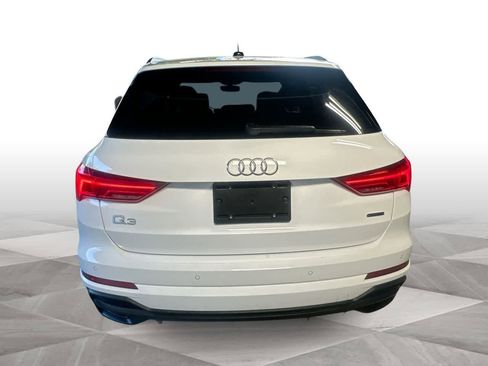 Used 2025 Audi Q3 2.0T Premium AWD/4WD image 7