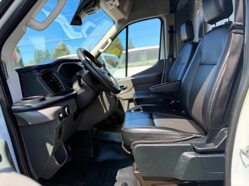 Used 2025 Ford Transit 350 XLT AWD/4WD image 13
