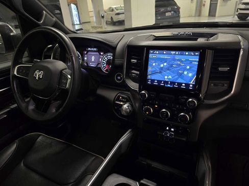 Used 2024 RAM 1500 Laramie image 11