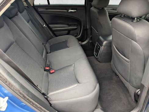Used 2023 Chrysler 300 Touring w/ Sport Appearance Package RWD image 18