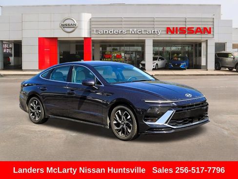 Used 2024 Hyundai Sonata SEL FWD image 1