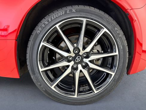 Used 2023 Toyota GR86 image 20