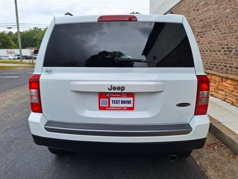 Used 2016 Jeep Patriot Sport w/ Power Value Group image 4