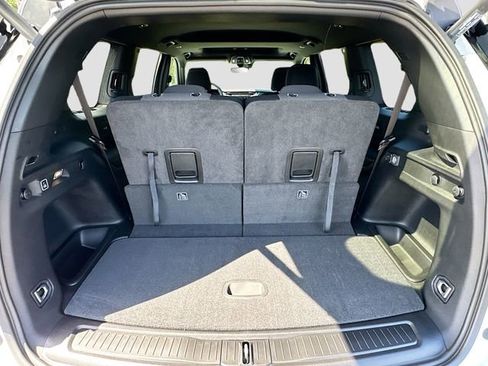 New 2026 Jeep Grand Cherokee L Laredo AWD/4WD image 5
