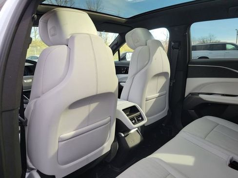 New 2026 Cadillac Lyriq Luxury AWD/4WD image 26