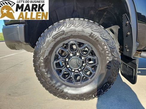 Used 2024 Chevrolet Silverado 2500 ZR2 w/ ZR2 Bison Edition AWD/4WD image 32