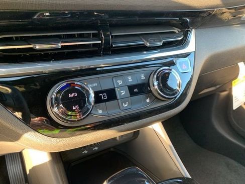 New 2026 Buick Envista Sport Touring w/ Convenience I Package FWD image 23