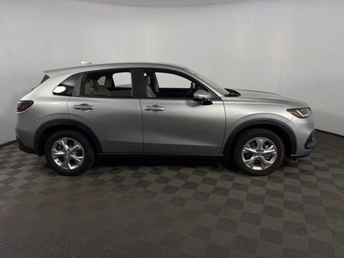 Used 2023 Honda HR-V LX image 10