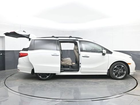 Used 2021 Honda Odyssey Elite image 55