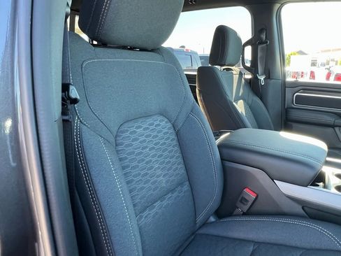 New 2026 RAM 1500 4x4 Crew Cab image 13