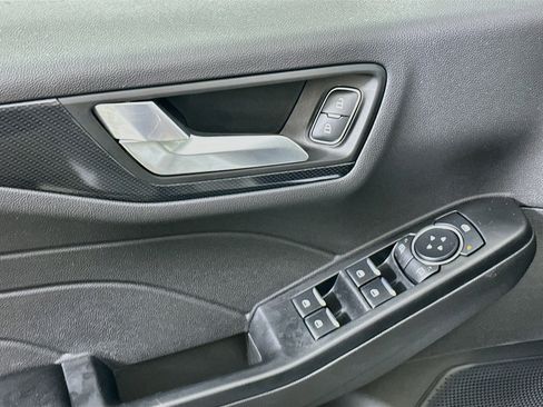 Used 2025 Ford Escape ST-Line FWD image 15
