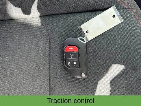 Used 2025 Jeep Wrangler Unlimited Rubicon w/ Convenience Group AWD/4WD image 20
