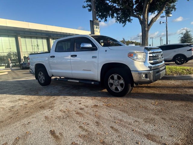 Used 2016 Toyota Tundra SR5 w/ SR5 Upgrade Package AWD/4WD image 1