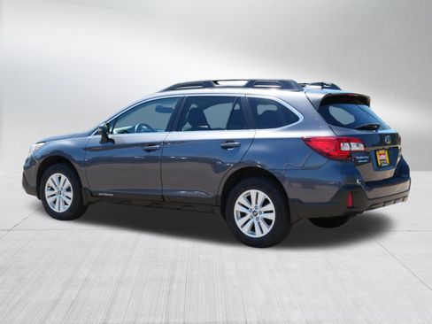 Used 2018 Subaru Outback 2.5i Premium AWD/4WD image 5