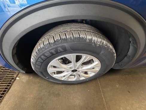 Used 2023 Ford Escape Active w/ Tech Pack #2 AWD/4WD image 13