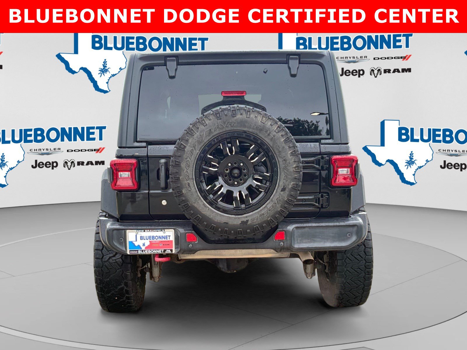 Used 2019 Jeep Wrangler Unlimited Rubicon AWD/4WD image 6