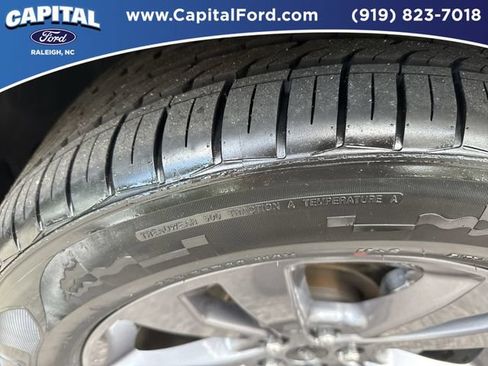 Used 2023 Ford Explorer XLT w/ Equipment Group 202A RWD image 14