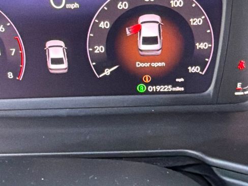 Used 2025 Honda Accord SE image 6