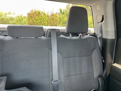 Used 2020 Chevrolet Silverado 1500 LT RWD image 14
