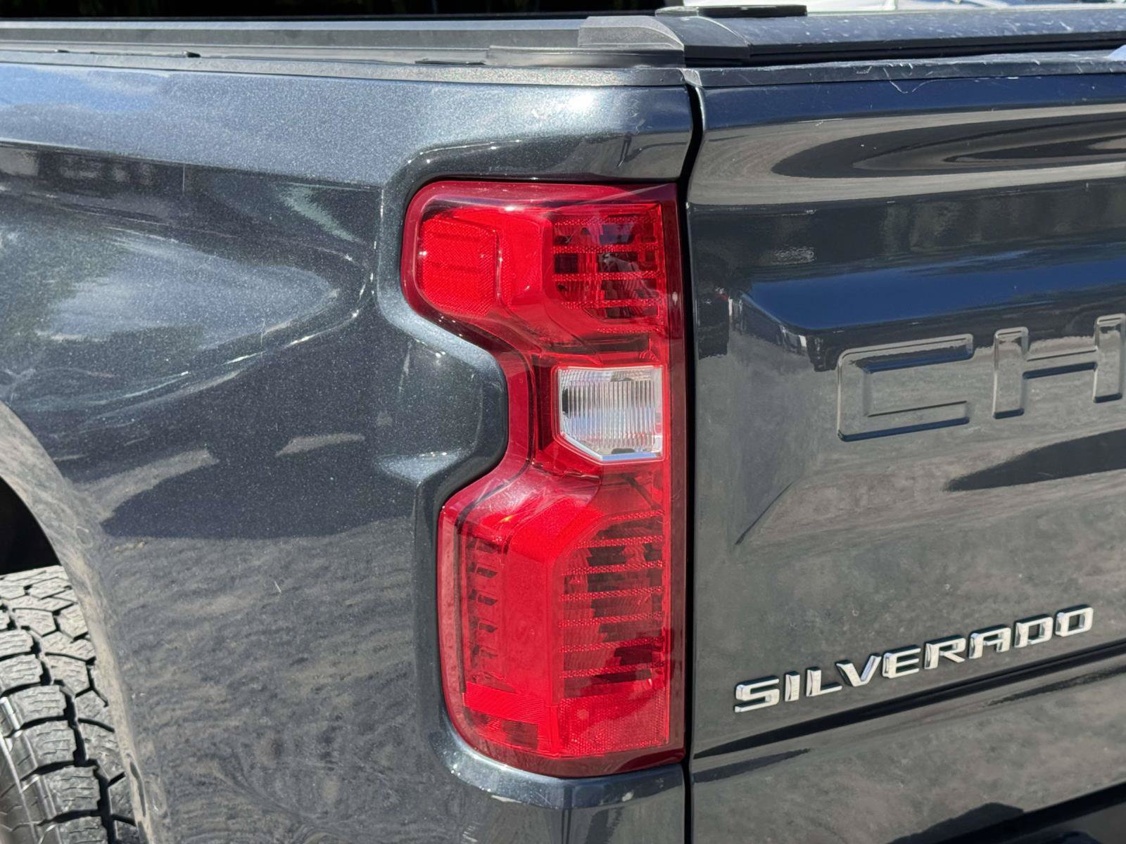 Used 2020 Chevrolet Silverado 1500 LT w/ All-Star Edition AWD/4WD image 8