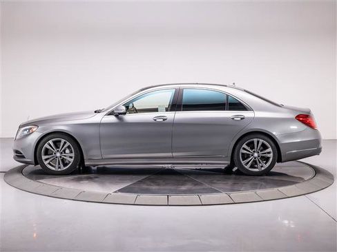 Used 2014 Mercedes-Benz S 550 Sedan image 2