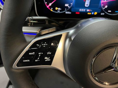 Used 2025 Mercedes-Benz C 300 4MATIC Sedan image 22