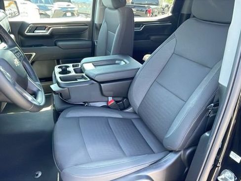 Used 2024 Chevrolet Silverado 1500 LT RWD image 11