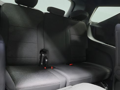 Used 2025 Chevrolet Traverse LT w/ Midnight/Sport Edition FWD image 29