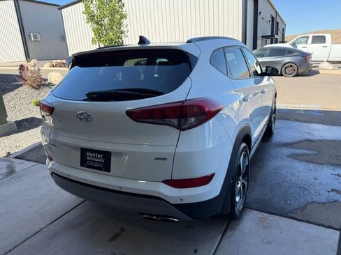 Used 2018 Hyundai Tucson Value AWD/4WD image 5