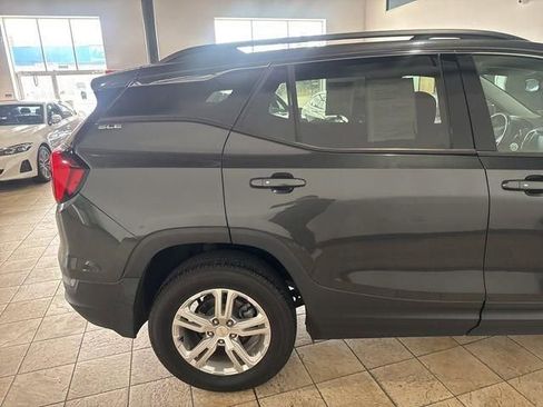 Used 2020 GMC Terrain SLE w/ Driver Convenience Package image 30