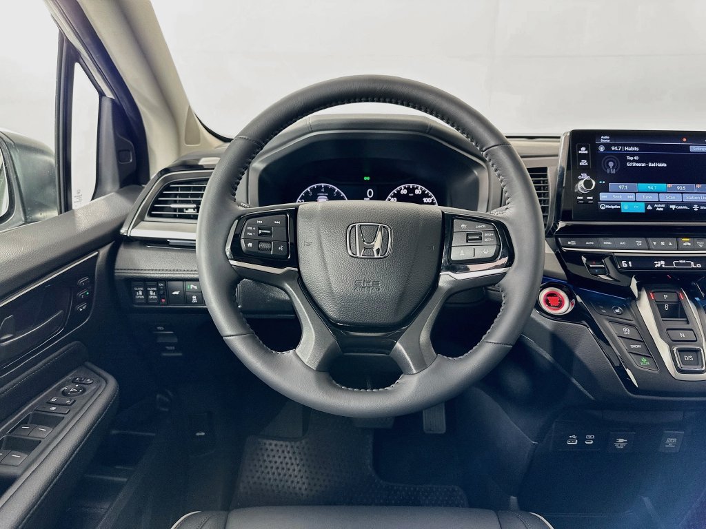 Certified 2026 Honda Odyssey Touring image 22