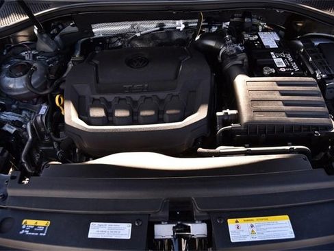 Certified 2024 Volkswagen Tiguan S image 24