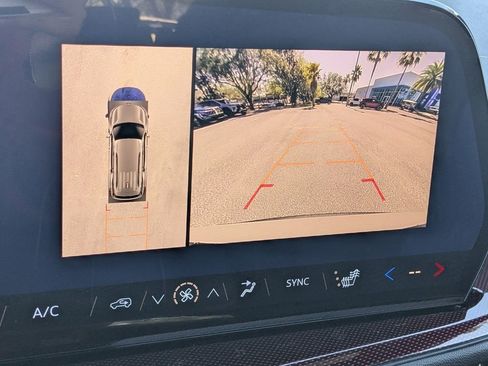 New 2026 Chevrolet Traverse Z71 w/ Enhanced Driving Package AWD/4WD image 19